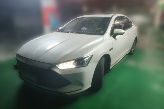 比亚迪 秦PLUS 2021款 DM-i 55KM 旗舰型