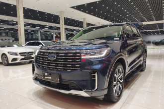 福特 探险者 2023款 EcoBoost 285 四驱钛金版 7座