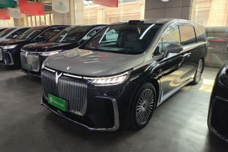岚图汽车 岚图梦想家 2025款 PHEV 四驱旗舰乾崑版