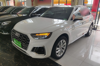 奥迪Q5L 2022款 改款 40T 豪华动感型