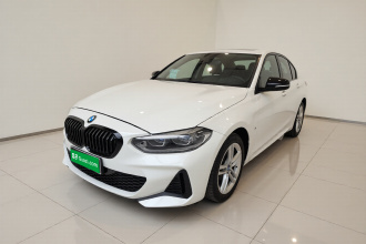 宝马1系 2021款 改款 120i M运动曜夜版