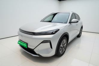 吉利银河 银河星舰7 EM-i 2025款 120km 探索+版