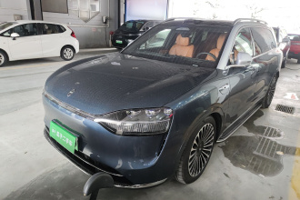 鸿蒙智行 问界M9 2024款 增程 Ultra版 42kWh 6座版