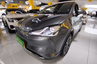 哪吒汽车 哪吒V 2022款 潮 400 Lite