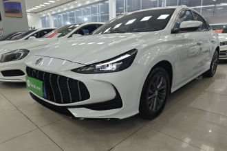 名爵 MG5 2025款 180DVVT 全球豪华版