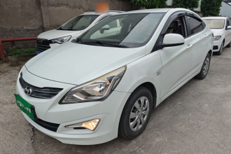 现代 瑞纳 2014款 1.4L 手动智能型GLS