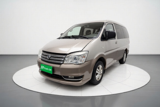 东风风行 菱智 2016款 M5 2.0L 7座长轴舒适型