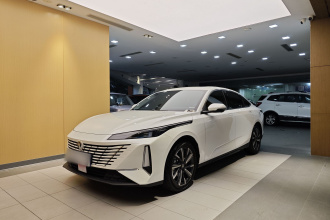 长安 逸动 2024款 1.5T GDI自动 尊贵型