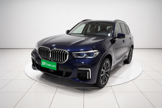 宝马X5 2022款 改款 xDrive 30Li 尊享型M运动套装