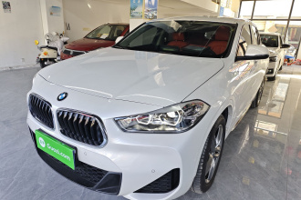 宝马X2 2022款 sDrive25i M运动套装