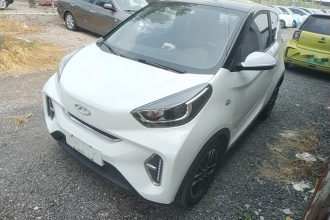 奇瑞QQ 小蚂蚁 2022款 甜粉款 半糖版 三元锂 30kW 301km