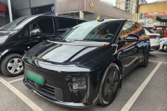 理想汽车 理想i6 2025款 两驱标准版
