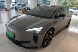 红旗EH7 2024款 760 Pro+ 四驱版