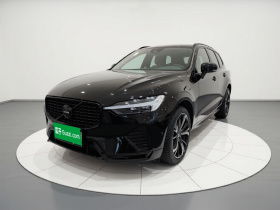 沃尔沃XC60新能源 2024款 T8 插电混动 长续航四驱智远极夜版