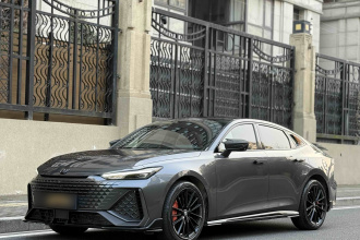 长安UNI-V 2023款 2.0T 领速版