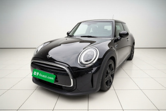 MINI 2023款 改款 1.5T COOPER 艺术家 五门版