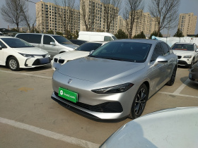 荣威D7 2025款 DMH 125km 世界冠军卓越版