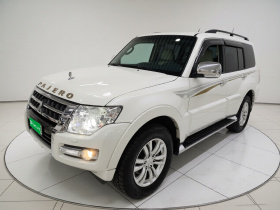 三菱 帕杰罗（平行进口） 