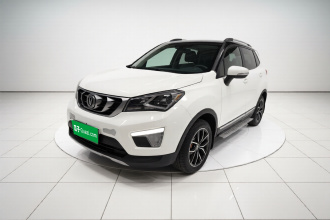 长安CS15 2016款 1.5L 手动时尚版