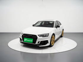 奥迪A4L 2017款 Plus 45 TFSI quattro 运动型