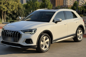 奥迪Q3 2019款 35 TFSI 进取致雅型