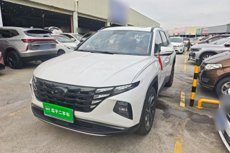 现代 2023款 途胜L 1.5T 自动两驱GLX精英版