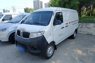 金杯 小海狮X30 2024款 1.5L 冠军型厢货 2/5座