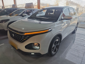 宝骏RM-5 2019款 1.5T CVT 24小时在线豪华型 6座