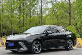 领克03 2025款 2.0TD DCT冠军版Pro