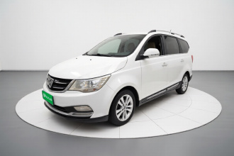 宝骏730 2016款 1.5L 手动舒适型 7座 国V