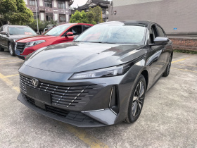 长安 逸动PHEV 2025款 智慧新蓝鲸 145KM 战舰版