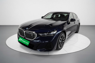宝马i5 2025款 eDrive 40L M运动套装