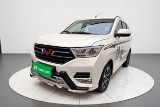 五菱汽车 五菱宏光 2021款 改款1.5L S舒适型 电动助力LAR