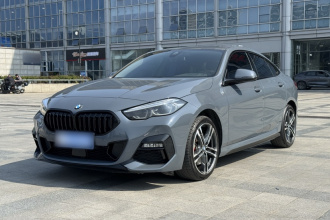 宝马2系(进口) 2023款 225i 四门轿跑车 M运动曜夜套装