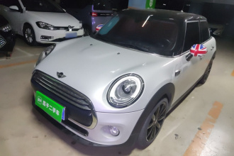 MINI 2016款 1.5T COOPER 先锋派 五门版