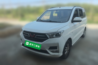 五菱汽车 五菱宏光 2021款 改款1.5L S舒适型 电动助力LAR