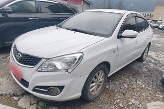 现代 悦动 2015款 1.6L 自动舒适型