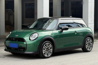 MINI 2025款 1.5T COOPER 经典派