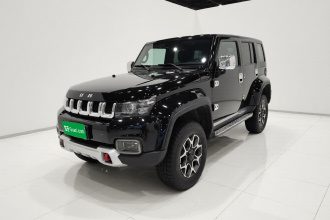北京越野 北京BJ40 2019款 PLUS 2.3T 自动四驱旗舰版 国VI