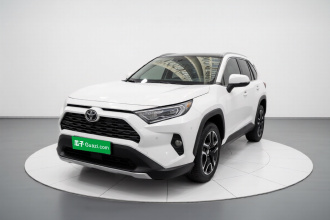 丰田 RAV4荣放 2022款 2.0L CVT两驱尊贵版
