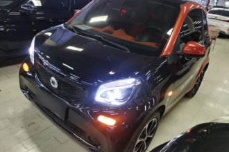 smart fortwo 2015款 1.0L 52千瓦硬顶激情版