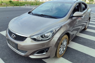 现代 朗动 2016款 1.6L 自动尊贵型