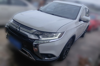 三菱 欧蓝德 2019款 2.0L 两驱畅享版 5座 国VI