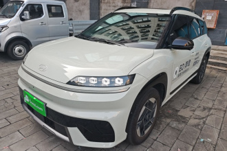 现代 EO 羿欧 2025款 两驱TECH版 64.2kWh