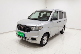 五菱汽车 五菱宏光V 2019款 1.5L劲取版国VI LAR