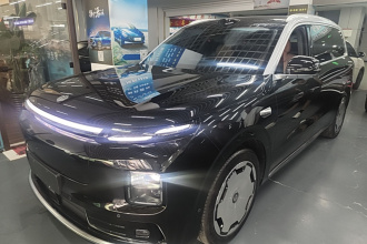 零跑汽车 零跑D19 2026款 纯电720智尊版 六座