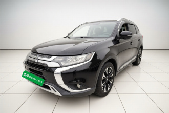 三菱 欧蓝德 2019款 2.0L 两驱畅享版 5座 国VI
