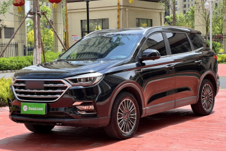 中国重汽VGV VGV U70 2020款 1.5T 自动智享旗舰版 7座