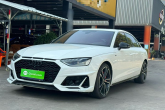 奥迪A4L 2023款 45 TFSI quattro 臻选动感型
