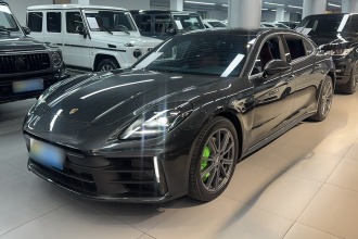 保时捷 2024款 Panamera 4 行政加长版 2.9T